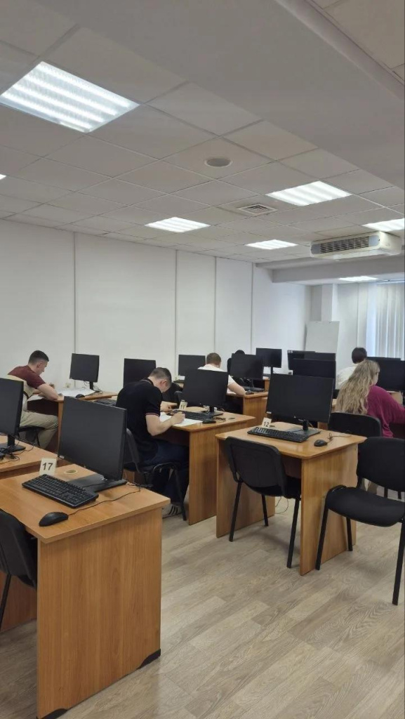 spk_profexam_1.jpg spk_profexam_1.jpg